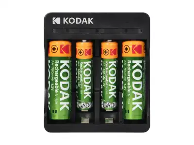Ładowarka Kodak USB charger, 2xAA i 2xAAA + 2 szt. akumulatorków AA 700mAh i 2 szt. Akumulatorków AAA 350mAh